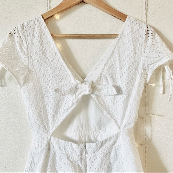 NWOT EXPRESS WHITE EYELET JUMPSUIT - Picture 5 of 13
